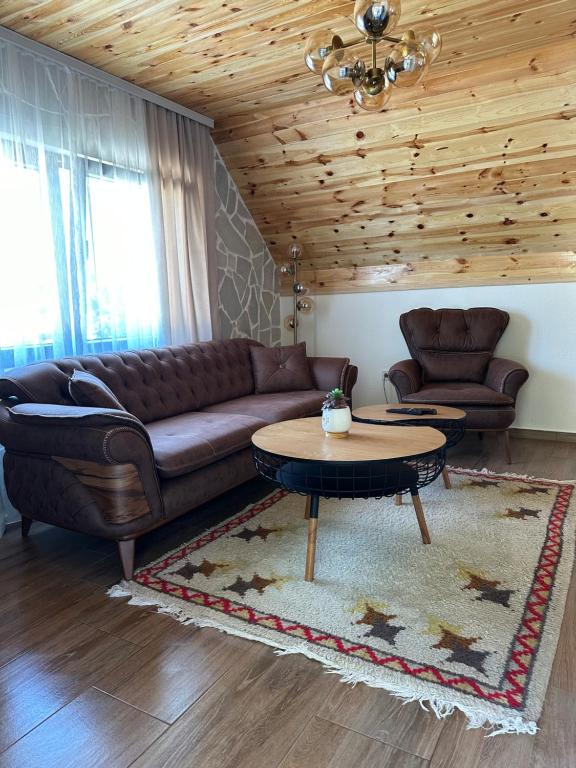 Posezení v ubytování Blue Village Lux