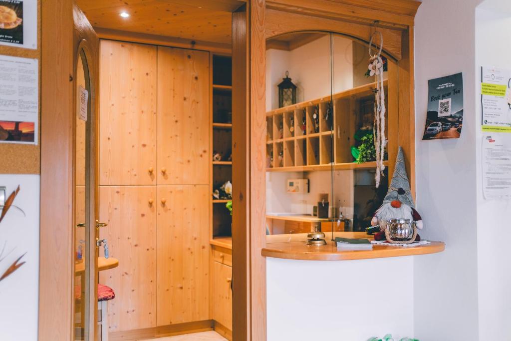 Kuchyň nebo kuchyňský kout v ubytování Garni Hotel Belalp
