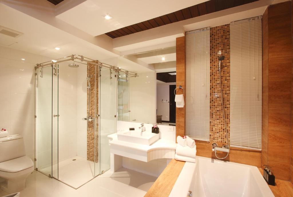 Koupelna v ubytování Rayaburi Hotel, Patong