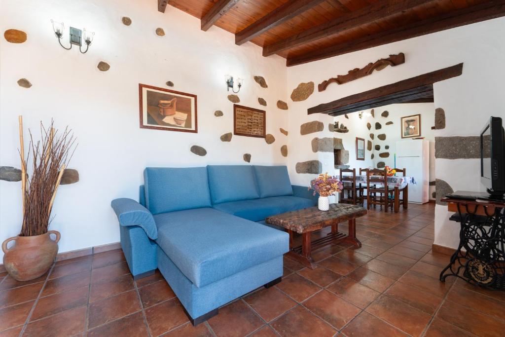 A seating area at Casa Rural Tinamar
