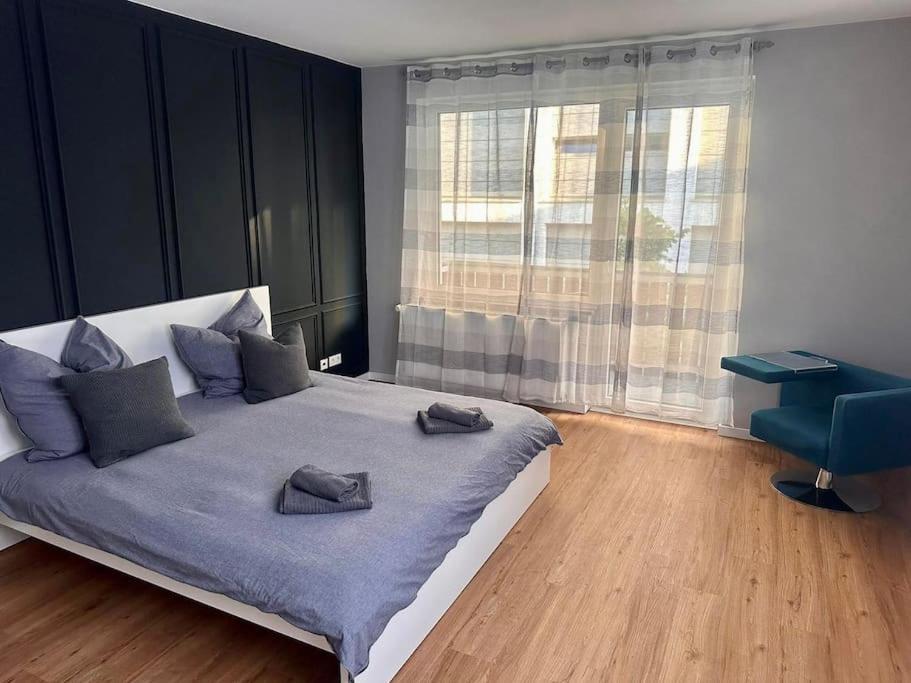 Кровать или кровати в номере Schöne 2 1/2 Zimmer Wohnung im Herzen von Dortmund
