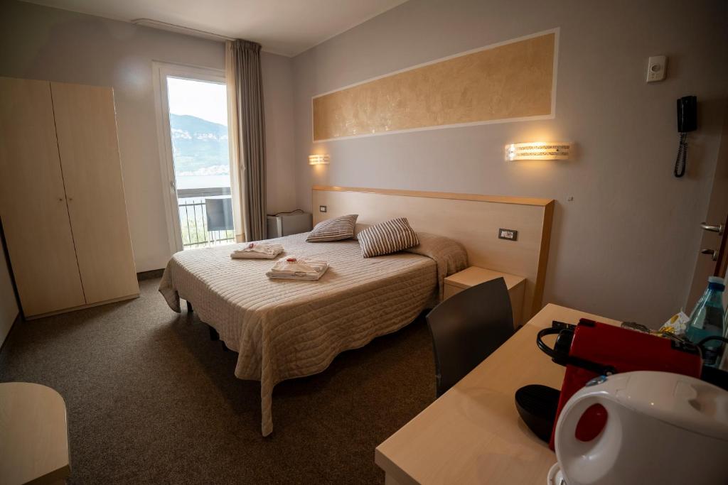 Hotel Garni Rosmari - Chambre Double Avec Vue Sur Lac