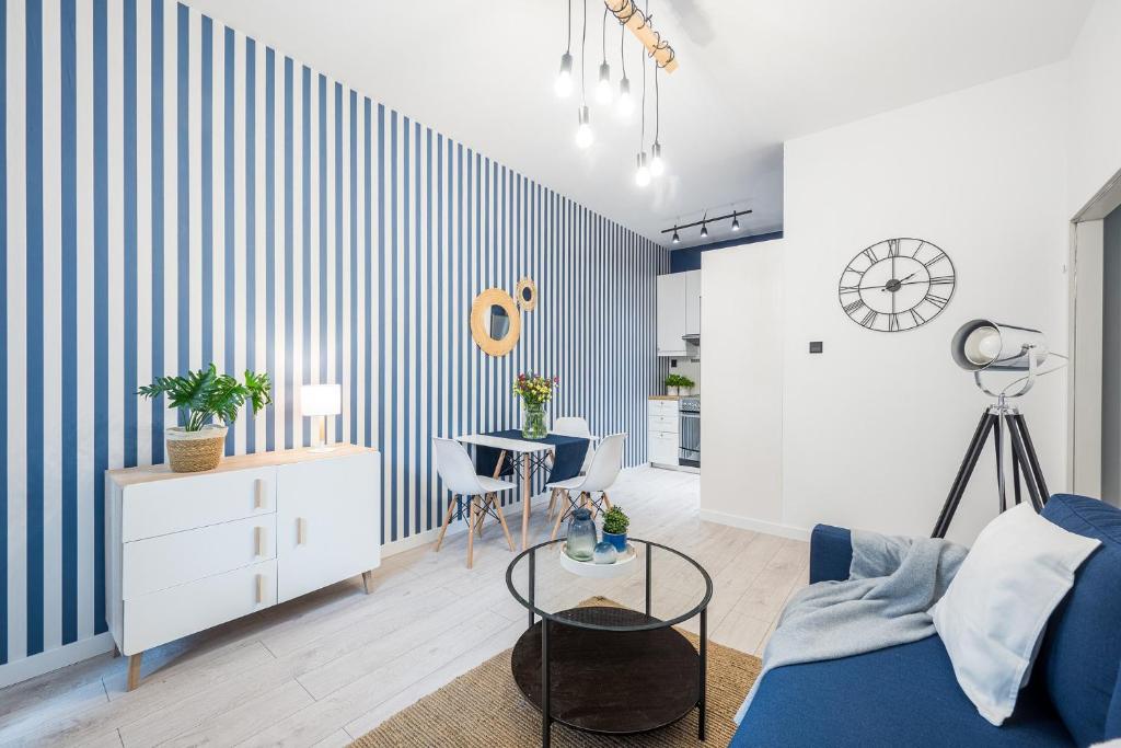 Posedenie v ubytovaní Pasłęcka Apartments - Workspace - by Rentujemy