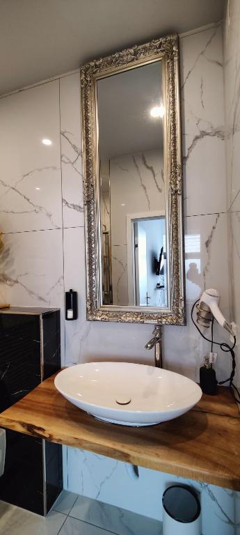 XuBa ApartmentRooms Messe Wien Prater - Resim 14