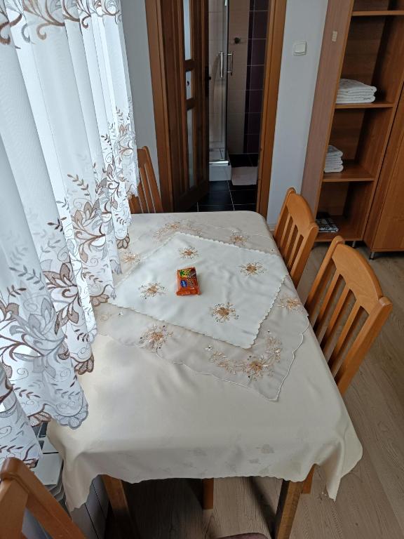 Pod Modrzewiami - Quadruple Room With Private Bathroom