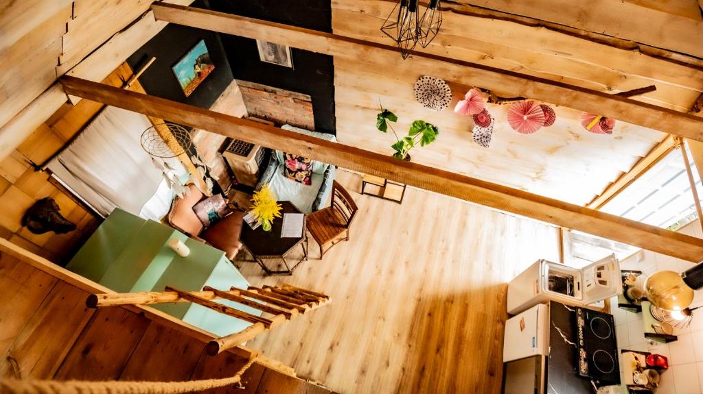 an overhead view of a living room and kitchen in a house at Stokrotka in Glaznoty