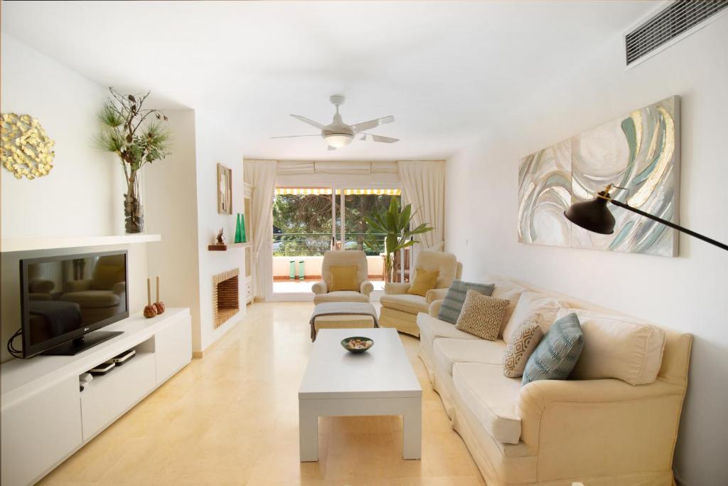 Kép Apartamento con espectaculares vistas al Golf en Marbella - Xallas 2 3 szállásáról Marbellában a galériában