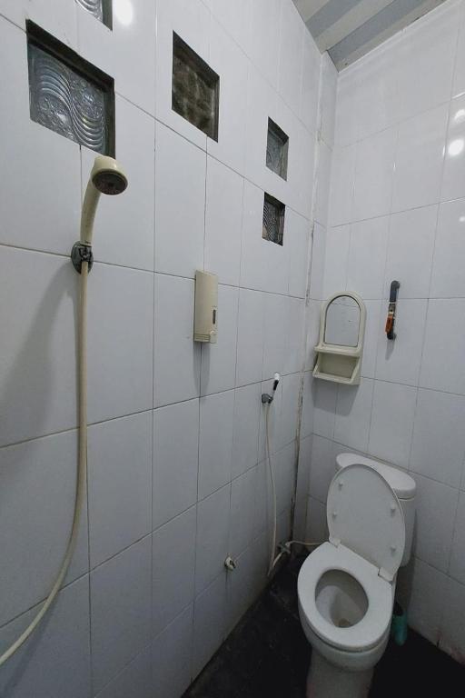 Koupelna v ubytování Hotel Serasi 2