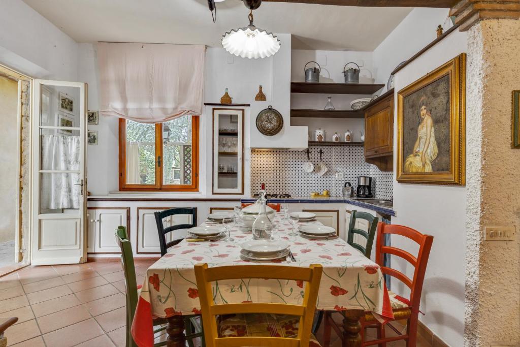 Kuchyň nebo kuchyňský kout v ubytování Agriturismo San Tommaso