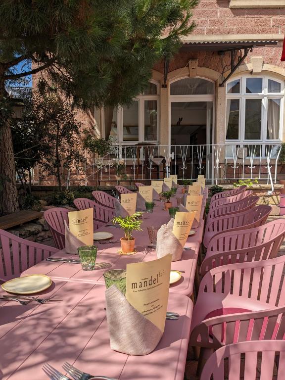 Restaurace v ubytování Gasthaus Mandelhof