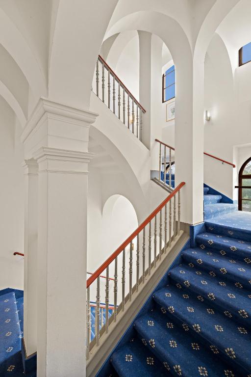 Hotel Bayerischer Hof Dresden - Resim 29