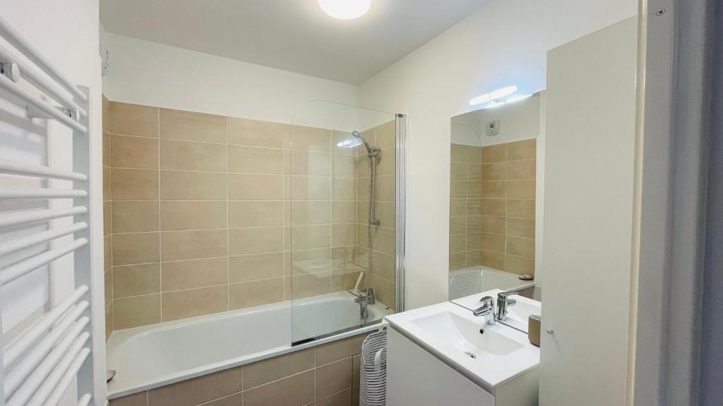 Koupelna v ubytov&aacute;n&iacute; Appartement vue Baie de Canche - Dundee 2