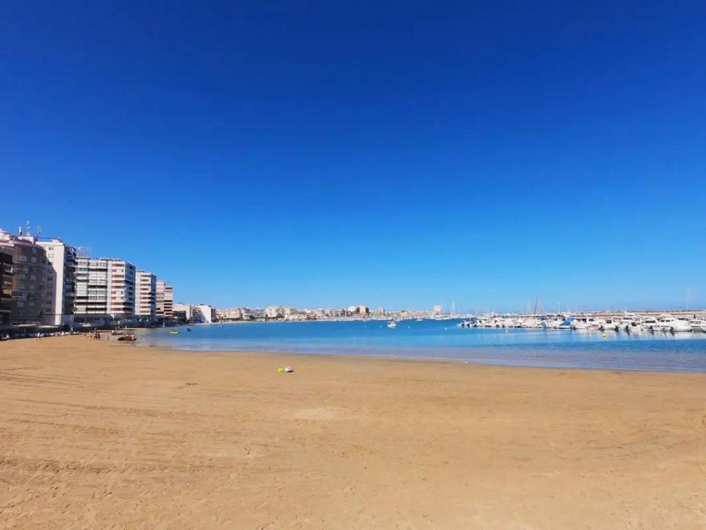 https://cf.bstatic.com/xdata/images/hotel/max1024x768/488674472.jpg?k=900f5a53ed5d281cd8d6cf22cf174075ca2ee1c55a9260771781709b7492a63d&o=&hp=1