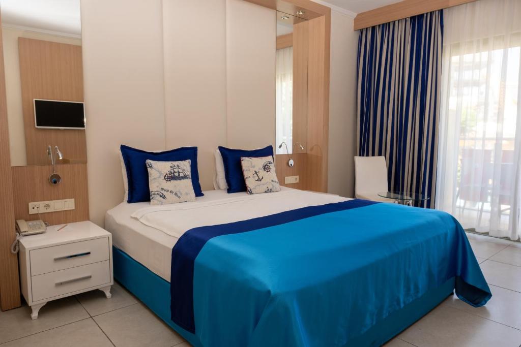 AQI Pegasos World - 11