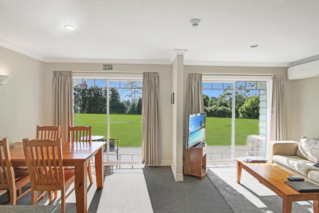 Posezení v ubytování Kerikeri Park Lodge