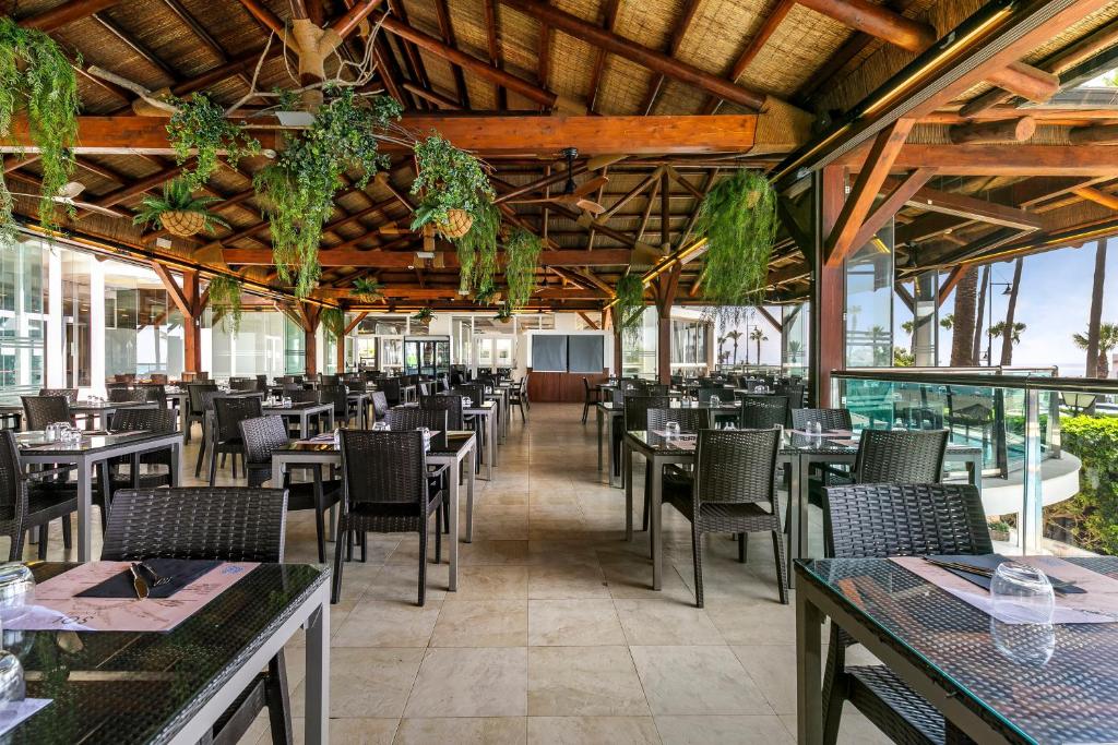 Un restaurante o sitio para comer en Sol Principe