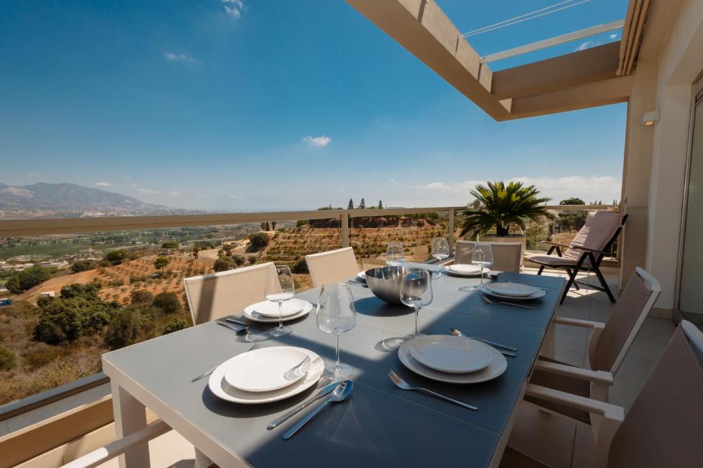 Fotografia z galérie ubytovania Modern holiday apartment with incredible sea views in La Cala de Mijas v destinácii Málaga