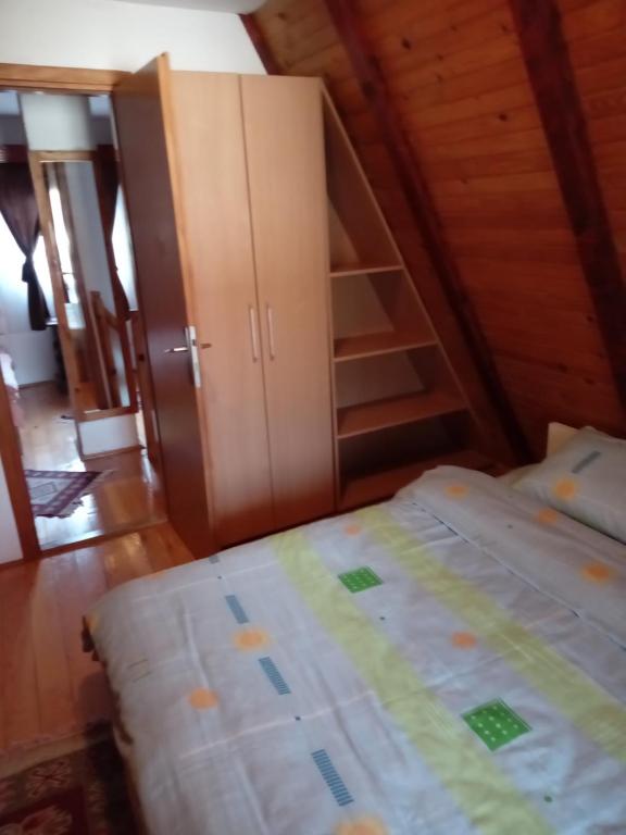 Krevet ili kreveti u jedinici u okviru objekta Planinska Kuća Dušan