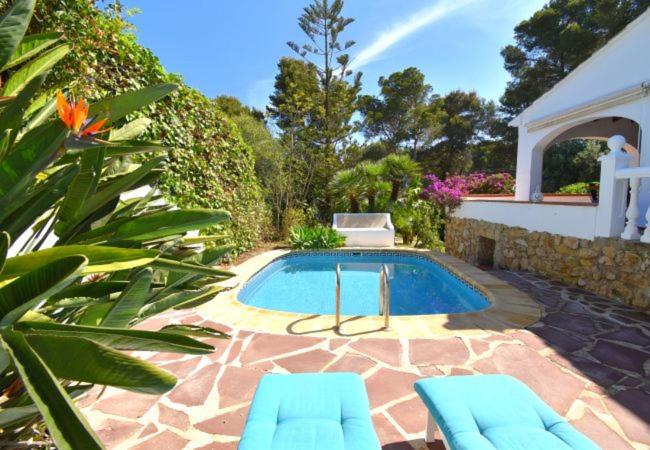 Photo de la galerie de l'établissement La Caleta - Maison 4 personnes - à 5 mns de L'Arenal, à Jávea