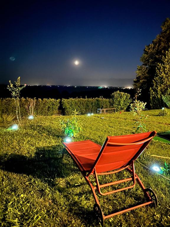 Zahrada ubytování Just Langhe Casa Barolo