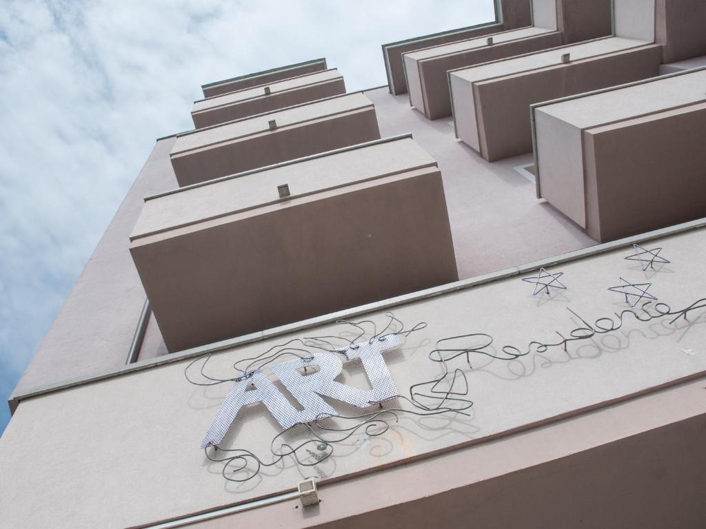 Residence Art - Resim 10