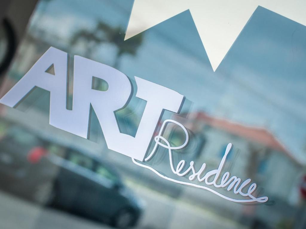 Residence Art - Resim 16