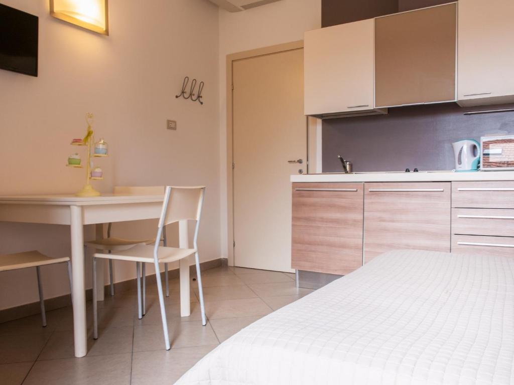 Residence Art - Resim 19