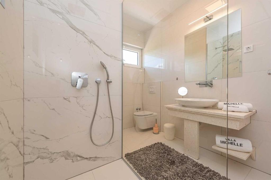 Kúpeľňa v ubytovaní 5* Luxury Villa Michele