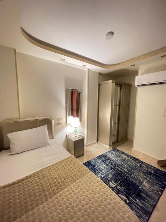 Afbeelding uit fotogalerij van El mansour hotel apartmen 84 in Mansoura