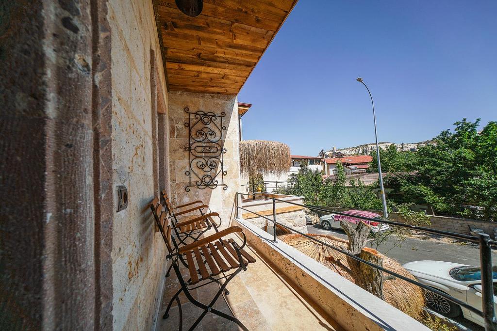 Aysel Inn House - Double Room With Balcony