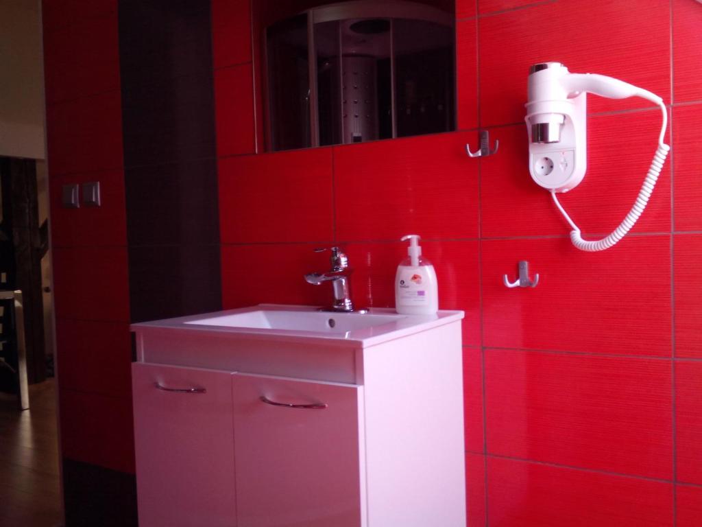 Koupelna v ubytování Apartmány Fialka