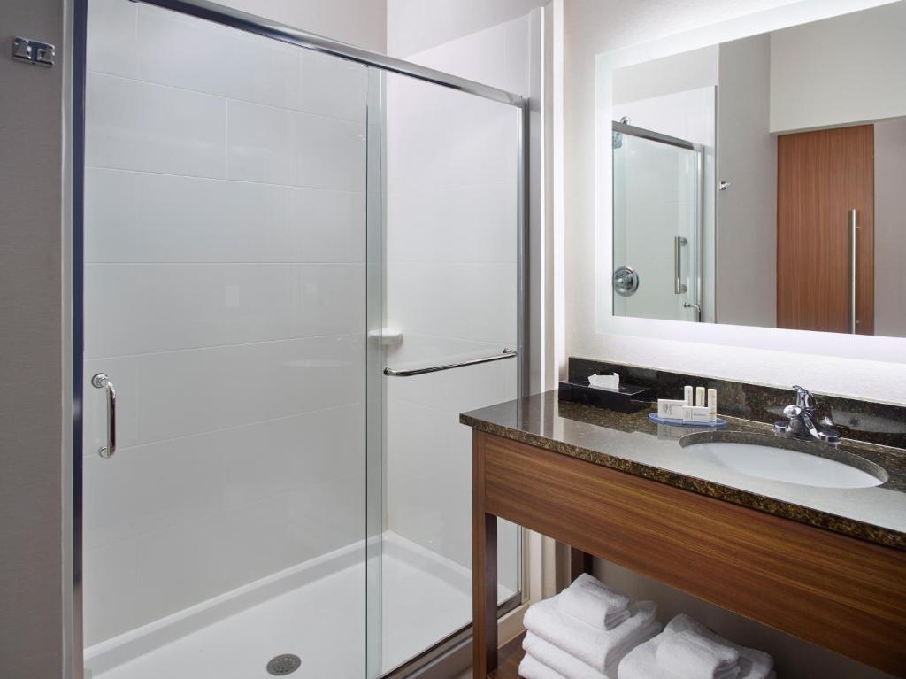 Fairfield Inn & Suites by Marriott Asheville Airport/Fletcher photo