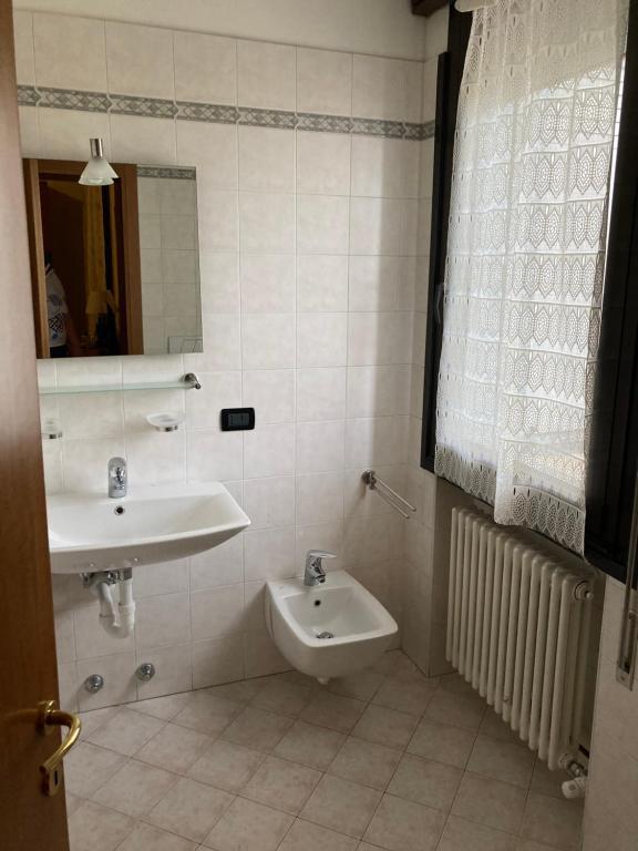 Koupelna v ubytování Hotel Banatium B&B Cucina