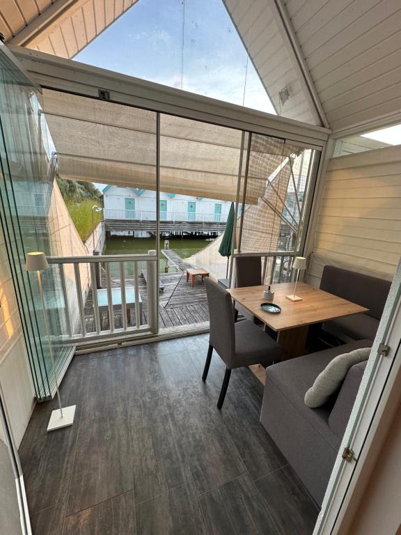 Balkón nebo terasa v ubytování Haus am See