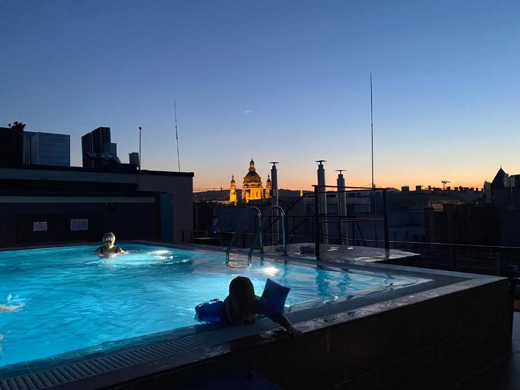 Chill 'N' Joy Boutique suites - Deluxe Apartment