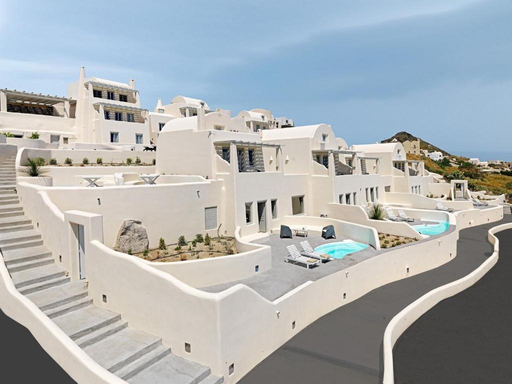 Piscina di Dome Santorini Resort o nelle vicinanze