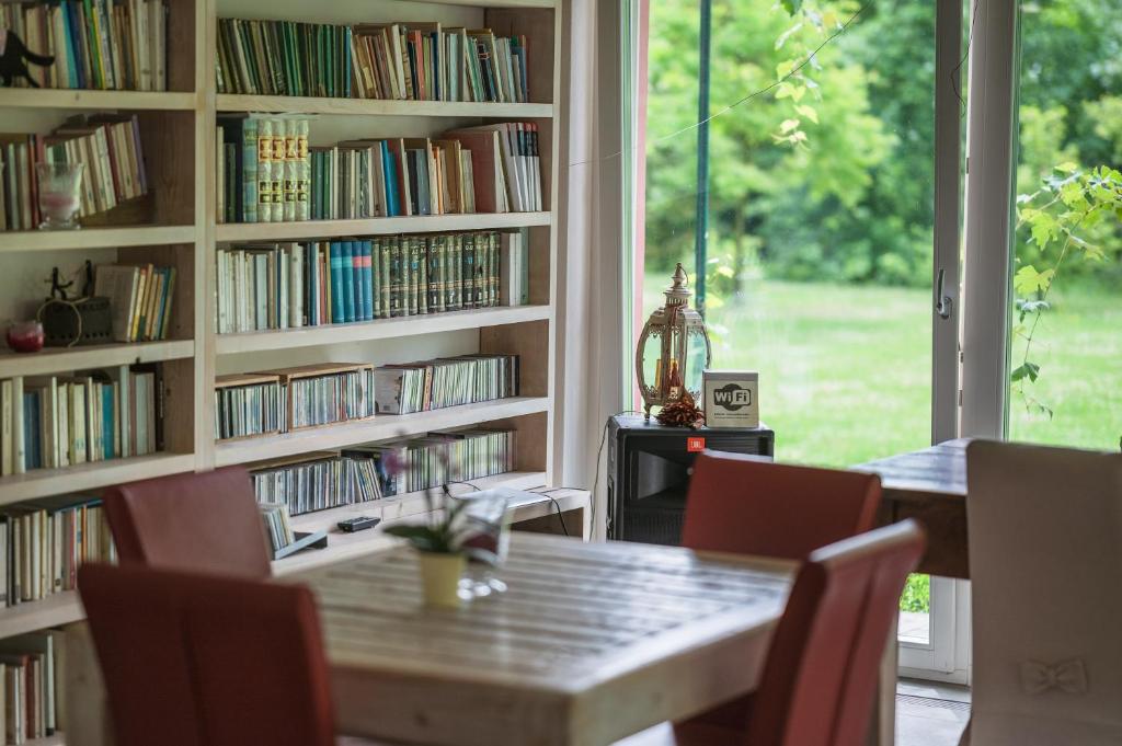 The library in a vidéki vendégházakat