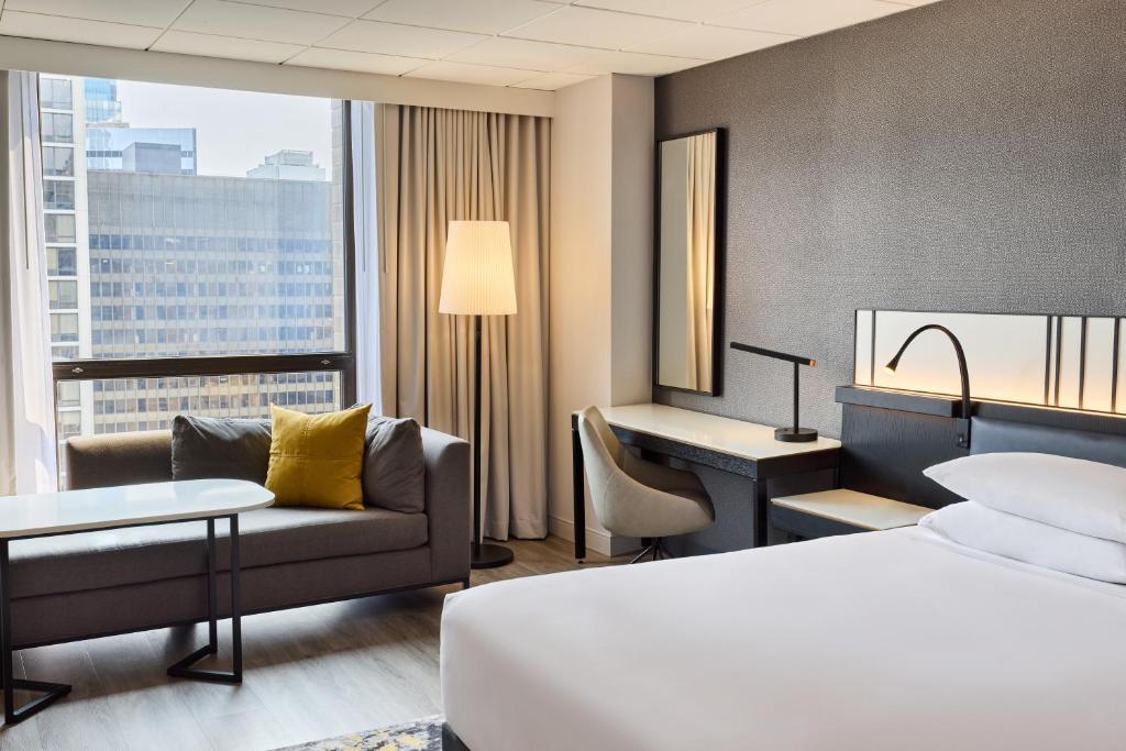 Hyatt Regency Chicago - 