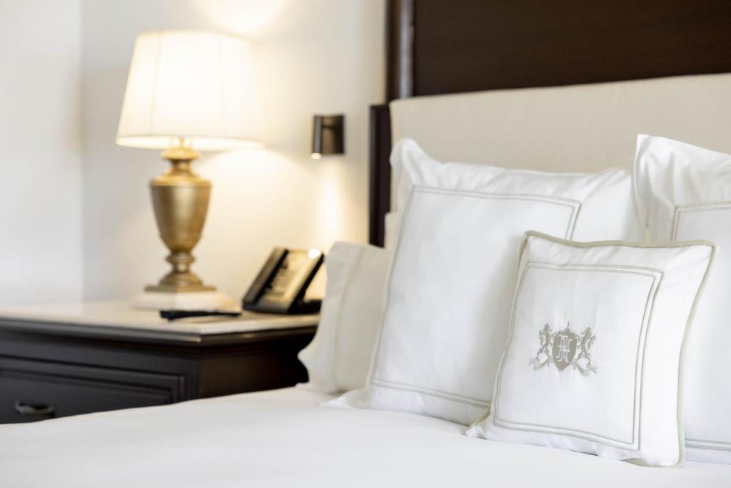 Кровать или кровати в номере Royal Hideaway Playacar All-Inclusive Adults Only Resort