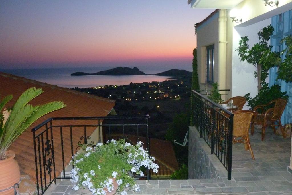 Gallery image of Hotel Dina - Ξενοδοχείο Ντινα in Platy