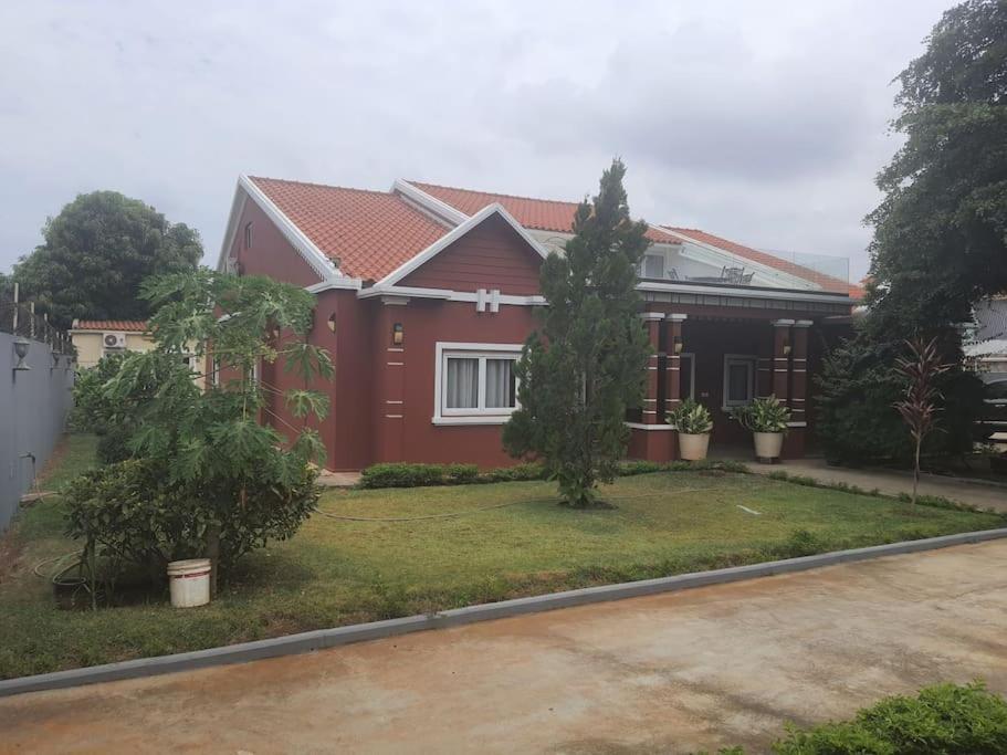 Gedung tempat rumah liburan berlokasi