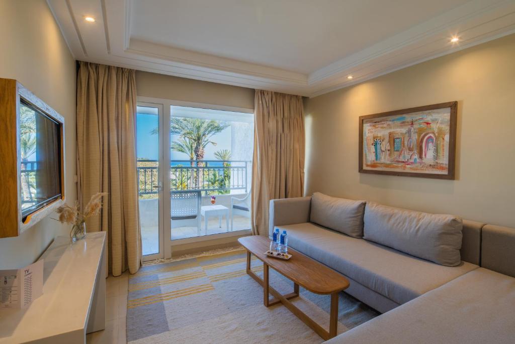Posezení v ubytování Hotel Bel Azur Thalasso & Bungalows