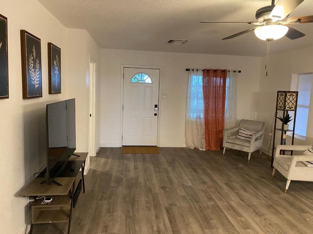 Entire cozy home photo