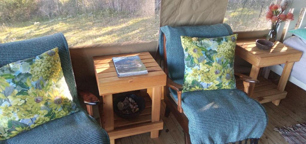 Posezení v ubytování Trees&Seas - Getaway Glamping