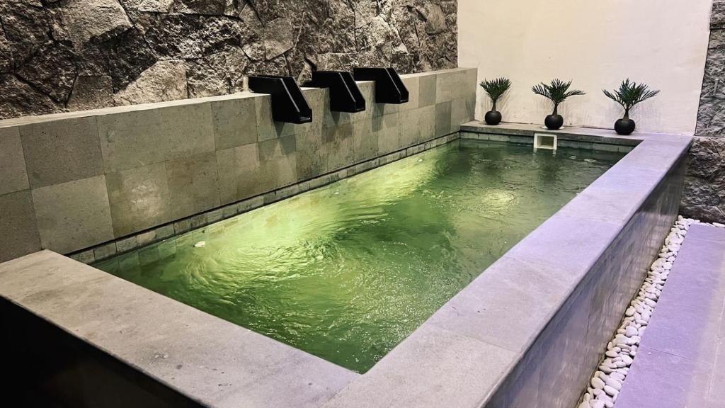 Fouralivin - Villa Con Piscina Privada