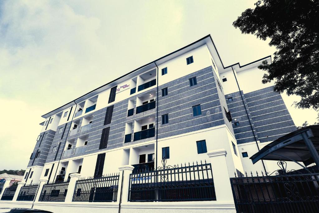 Το κτήριο όπου στεγάζεται  το διαμέρισμα