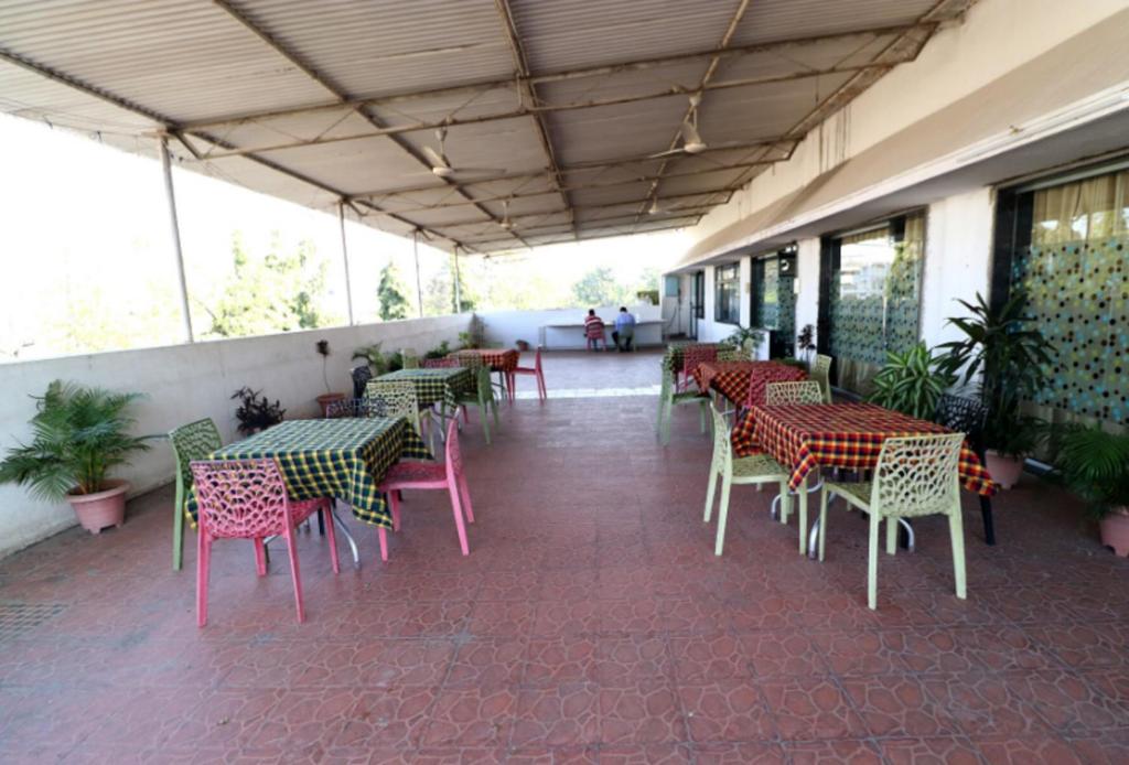 Balkón nebo terasa v ubytování Hotel Girnar