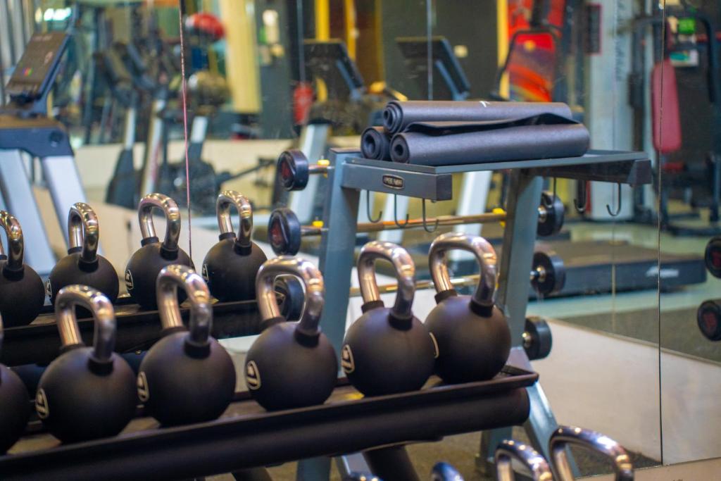 Fitness centrum a/nebo fitness zařízení v ubytování The Waterfront Hotel Kuching