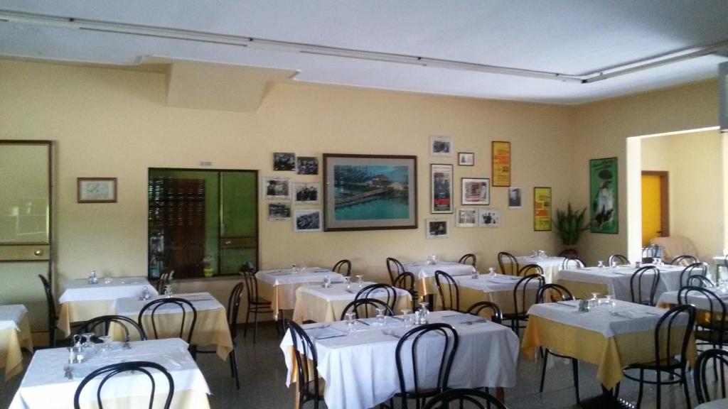 Restaurace v ubytování Albergo del Po
