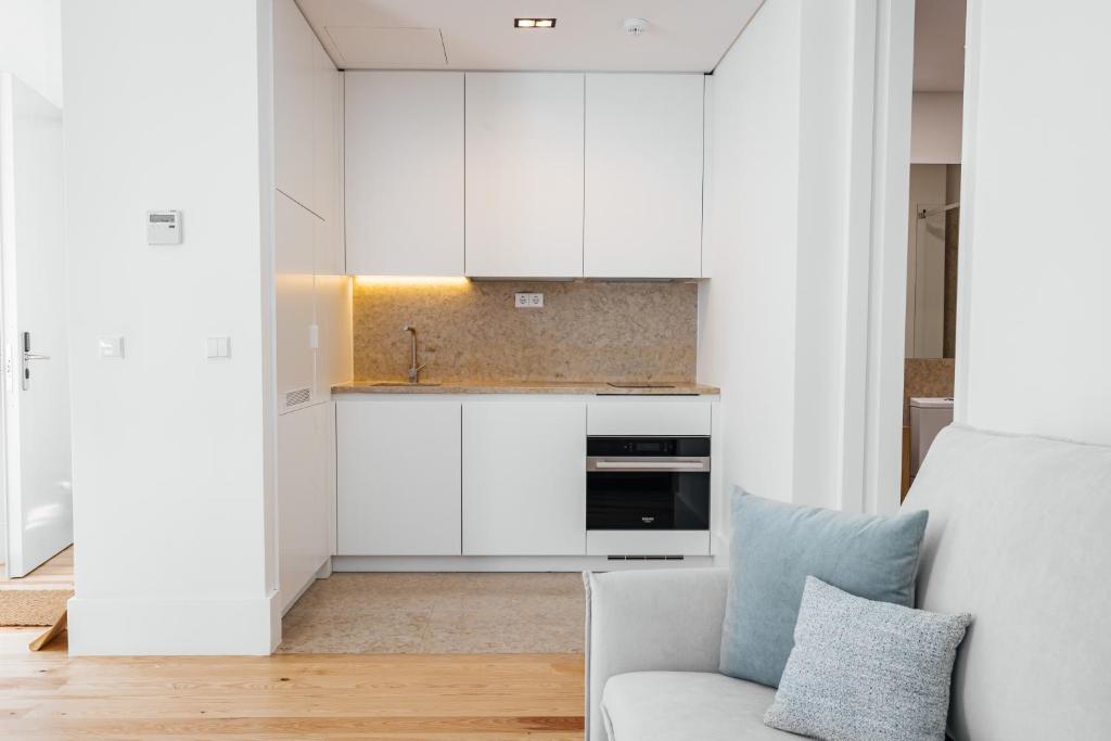 The House on the Pink Street in Lisbon - 16